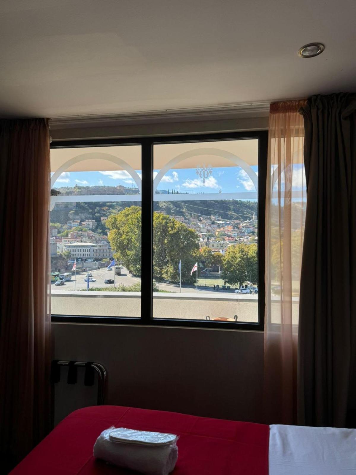 Hotel Rike Park Tbilisi Exteriör bild