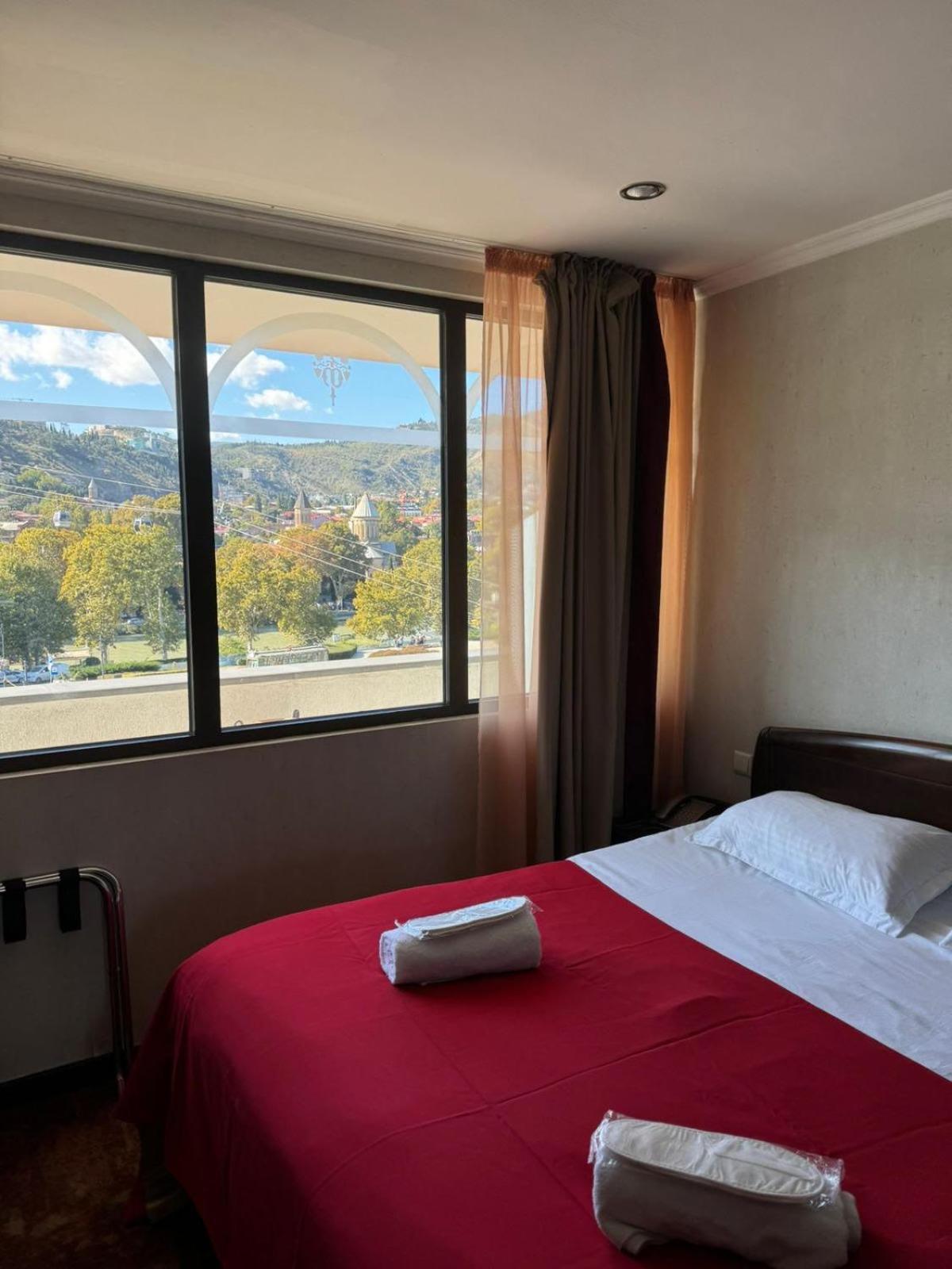 Hotel Rike Park Tbilisi Exteriör bild