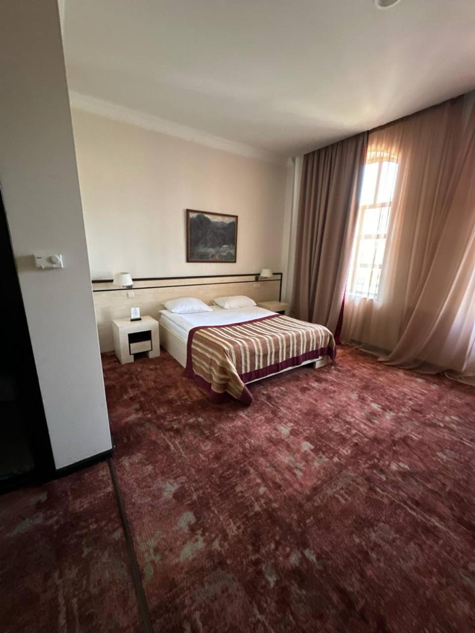 Hotel Rike Park Tbilisi Exteriör bild