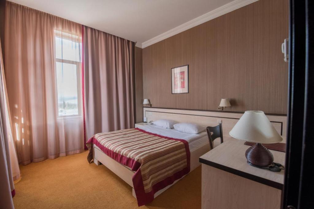 Hotel Rike Park Tbilisi Exteriör bild